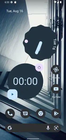 Écran d'accueil d'Android 12 sous un Google Pixel 6