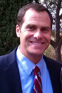 Description de l'image Andy Buckley filming at Texas State University (cropped).jpg.