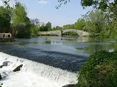 Petit Pont, en limite avec Angeac.