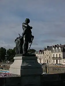 Monument au général Beaurepaire (1888), Angers, pont de Verdun.