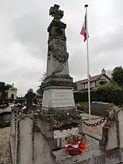 Monument aux morts.