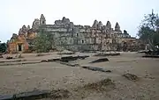 Angkor, Phnom Bakheng (v. 900)1er temple-montagne