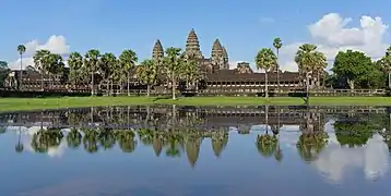 Reflets à Angkor Vat. Septembre 2022.