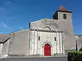 La façade occidentale de l'église (juin 2012)