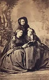 Anna Czartoryska née Sapieha avec sa fille Izabella Działyńska et sa belle-fille Maria née Grocholska