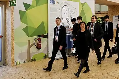 Annick Girardin dans les espaces « Générations climat » du Bourget, lors de la COP21.