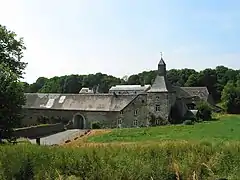 Limont : la ferme « de la Chapelle » (XVe -XIXe siècle).