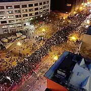 Foule à San Francisco protestant contre le président élu.