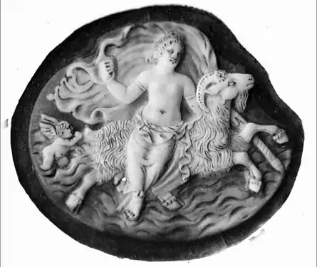 Camée en onyx d'Aphrodite Epitragia. Musée archéologique national de Naples