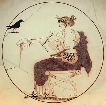 Apollon assis versant une libation. Médaillon peint sur patère(tombe de Delphes, vers 460 av. J.-C.)