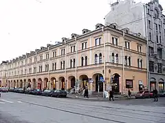 Maisons à arcades devant le marché Apraxine