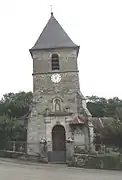 La façade de l'église.