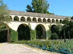Pont-aqueduc sur la Lironde à Saint-Clément