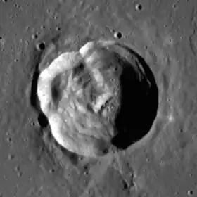 Image illustrative de l'article Arago (cratère lunaire)
