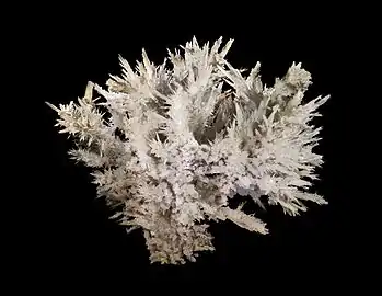 Aragonite mine de Salsigne, Aude (France) ; 30 × 30 × 20 cm.