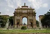 L'arc de Triomphe vu de Porta San Gallo