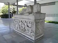 Sarcophage amazonomachie et chasse au sanglier