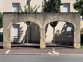 Vestiges d'une ancienne maison.