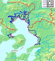 Carte de la mer d'Ariake (moitié nord) et de la baie de Shimabara (moitié sud) avec le tracé des anciens rivages.