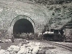 Le portail du tunnel du côté de Langen, 1882.