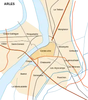 Voir sur la carte administrative d'Arles