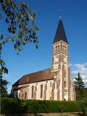 Vue de l'église Saint-Sulpice d'Armeau.