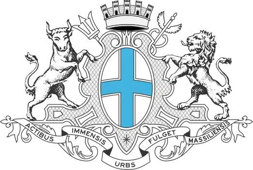 Toutes les communes ne respectent pas les recommandations en matière d'armoiries : sur les armoiries de Marseille, la couronne murale a cinq tours (au lieu de quatre pour les chefs-lieux de département).