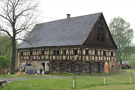 Arnoltice : maison rurale traditionnelle.