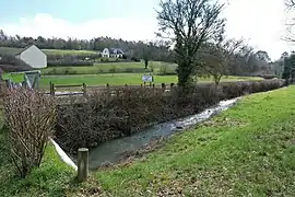 L'Arot à son arrivée à Thuilley-aux-Groseilles.