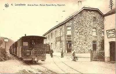 L'arrêt du tram vicinal à vapeur à Lavacherie vers 1904. Vue vers Prelle.