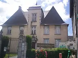 Hôtel de Poutzélévation, toiture