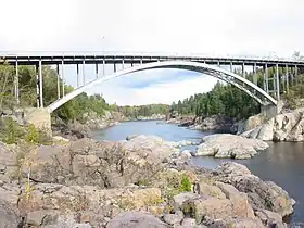 Pont d'aluminium d'Arvida