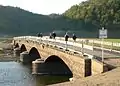 Un des vieux ponts d'Asel (construit entre 1887 et 1890) ; ce pont est normalement englouti sous les eaux du lac de retenue (2008)