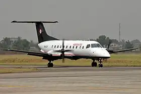 5N-BJY, l'appareil impliqué dans l'accident, ici à l':aéroport de Benin City (en) en janvier 2008.