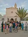 Célébration devant l'église en 2017.