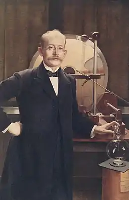 Portrait dessiné d'un homme debout dans un laboratoire et qui tient dans sa main un ballon en verre.