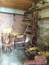 Atelier de balais de sorgho