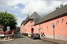 Ancien couvent des Carmes Déchaussés : ancien logis et ailes en retour (façades et toitures)