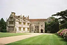 Le manoir de Athelhampton dans le Dorset, Angleterre (1493-1550).