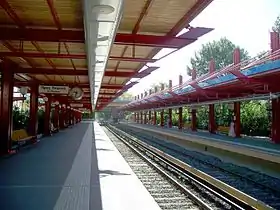 Quais de la station Moscháto en 2007.