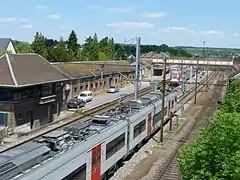 Rame « Désiro » et train luxembourgeois en gare d'Athus.