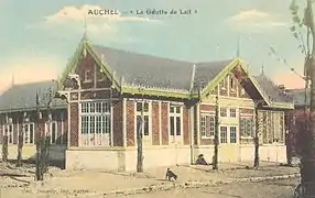 Ancienne goutte de lait de la Compagnie des mines de Marles, ses façades et ses toitures.