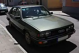 Audi 200 C2 5E Vue de devant