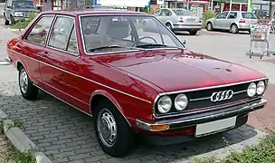 Face avant de l'Audi 80 B1 type 80