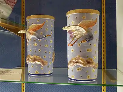 Paire de vases rouleaux, Remiremont, musée Charles de Bruyères.