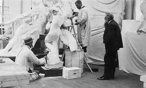 Rodin dans l'atelier de son mouleur, Henri Lebossé.