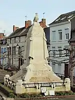 Monument aux morts d'Aumale