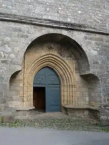 Église Saint-GoustanPortail, y compris vantaux de la porte