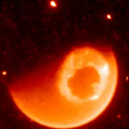 Une aurore polaire vue dans l'extrême ultraviolet (200 – 122 nm) par l'instrument Far-Ultraviolet Imaging System sur IMAGE.