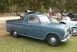 Austin A55 Coupé Utilitaire. La Pressed Metal Corporation of Sydney, en Australie conçut et assembla ce "coupé utilitaire", variante de l'Austin A55 Cambridge.[1]